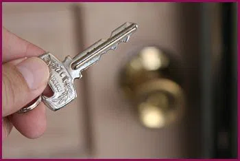 Springfield NJ Locksmith Store Springfield, NJ 908-418-4015 - 14-unlock-door